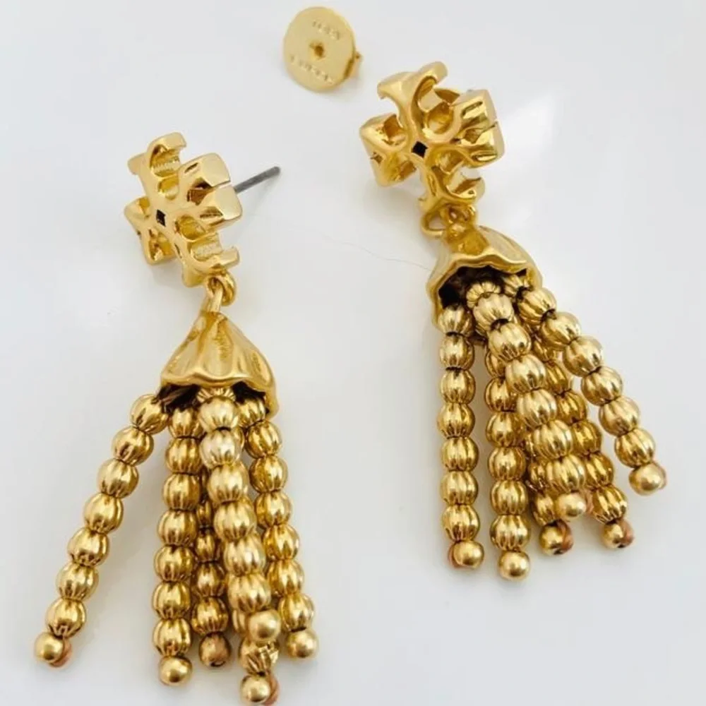 🔥🔥Tory Burch Authentic Earrings At Awesome Prices To Buy Now & Save